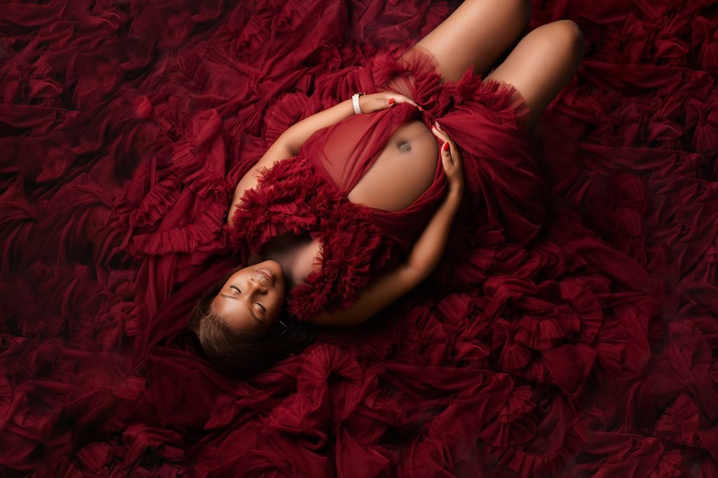 Maternity Photoshoot Durban: When to Book & What to Expect Maternity photoshoot Durban studio