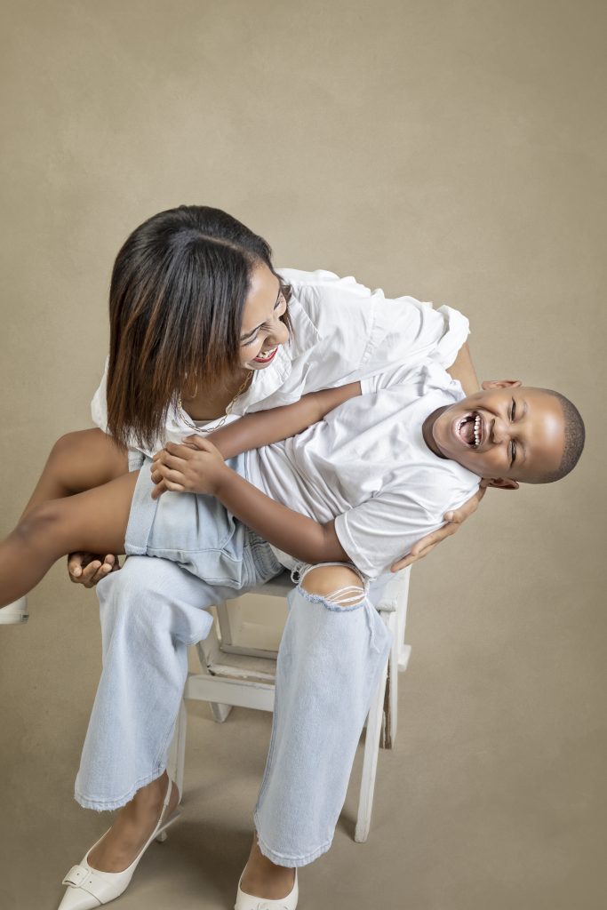 What Should Mom Wear for a Mother’s Day or Family Photoshoot? img 2558copy